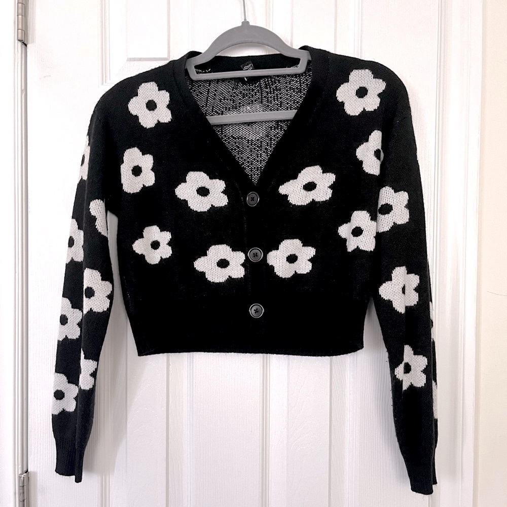 Streetwear Society:  Floral Cardigan